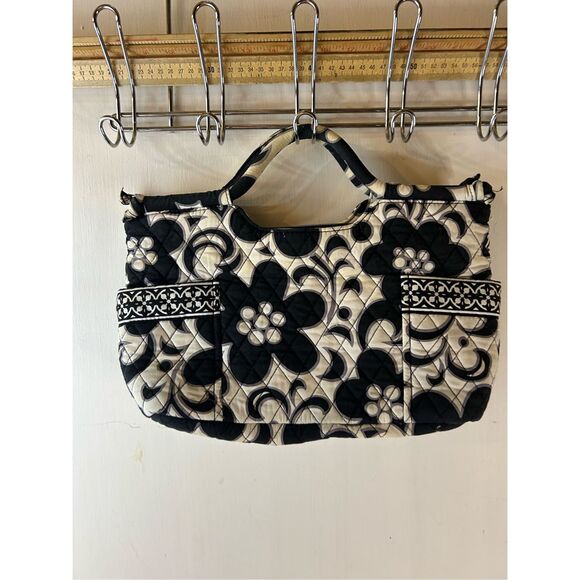 Vera Bradley 14x9" black white satchel quilted night/day purse 3" handle - Picture 2 of 7